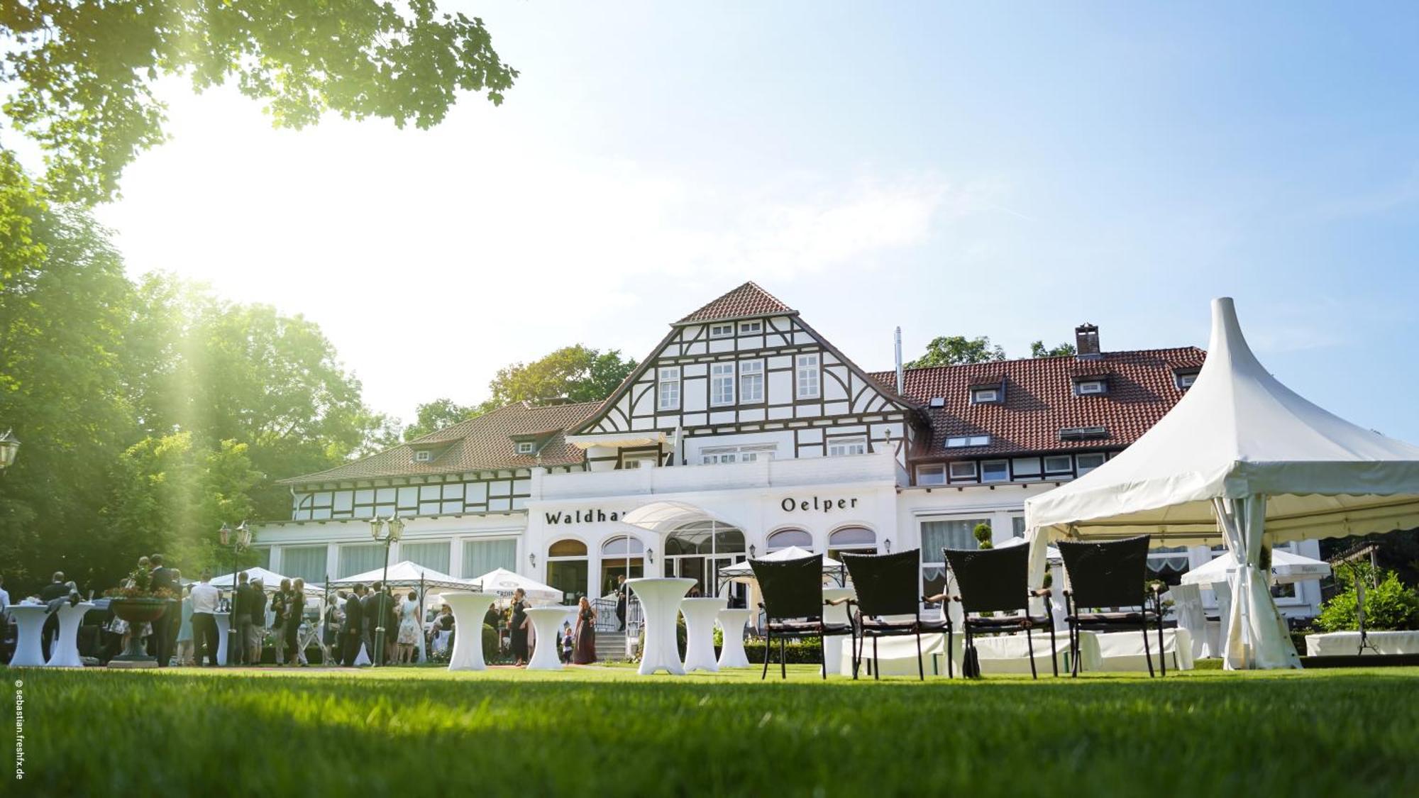Waldhaus Oelper Hotel Брауншвайг Екстериор снимка