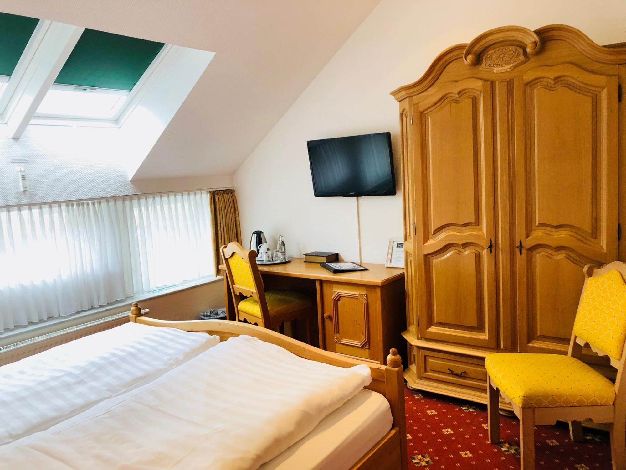 Waldhaus Oelper Hotel Брауншвайг Екстериор снимка